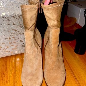 Nude suede boots